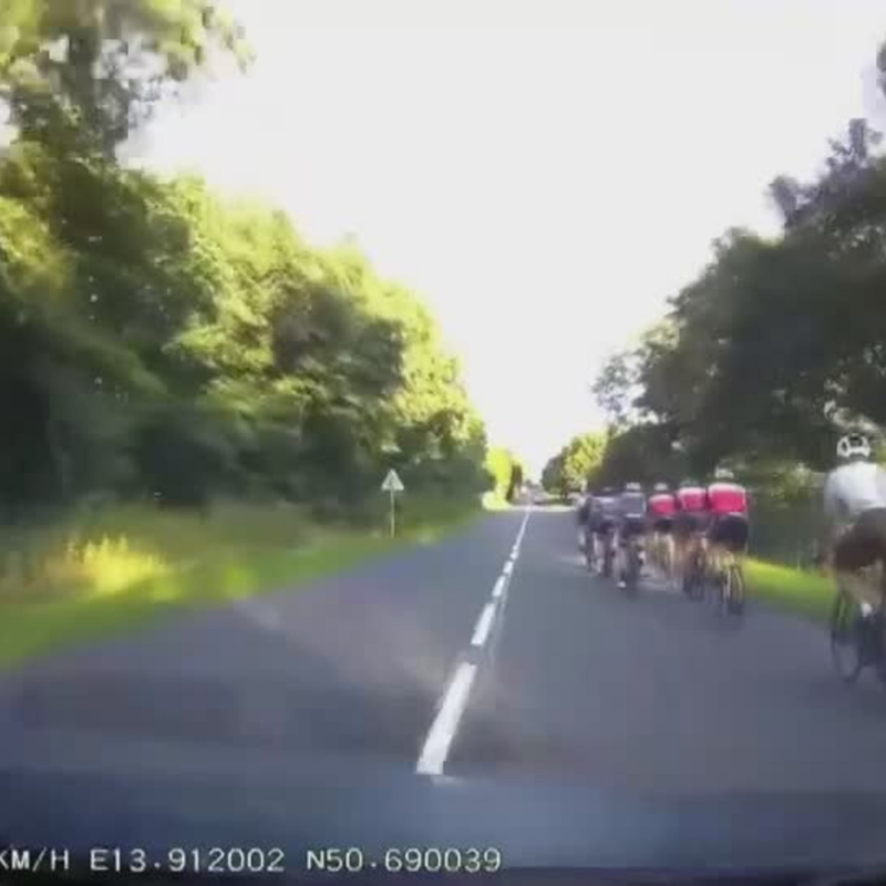 Obrázek epizody Cyklisté napadli řidiče (zdroj: CNN Prima NEWS)