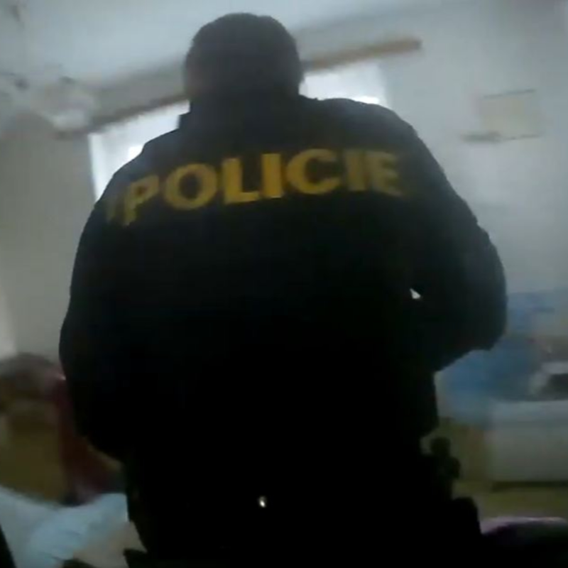 Obrázek epizody Vyvedli je dveřmi, vrátili se oknem