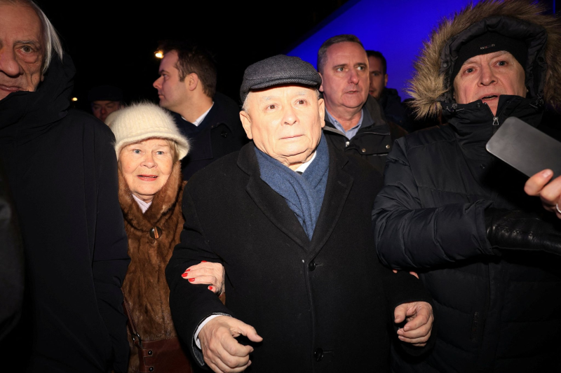 Obrázek epizody Kdo je tady poslanec? A kdo je soudce? Právní chaos v Polsku komplikuje předání moci