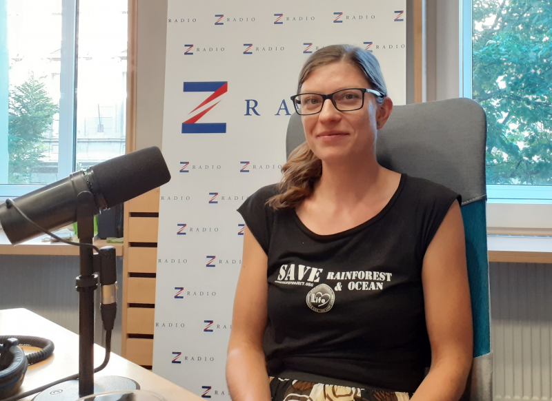 Obrázek epizody Alena Bendová: Organizace Prales dětem chce zachovat pralesy budoucím generacím a proto vykupujeme pozemky s pralesy dříve, než je vykoupí ti, kdo je chtějí zničit