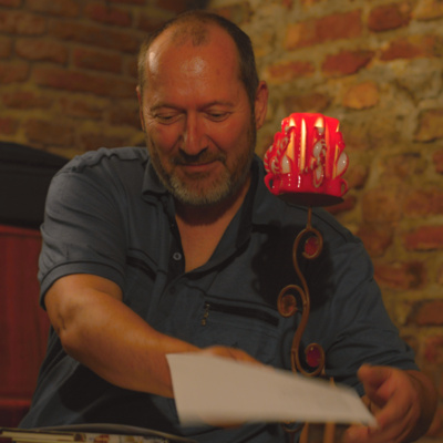 Obrázek epizody Básníci nahlas – Jaroslav Vraj