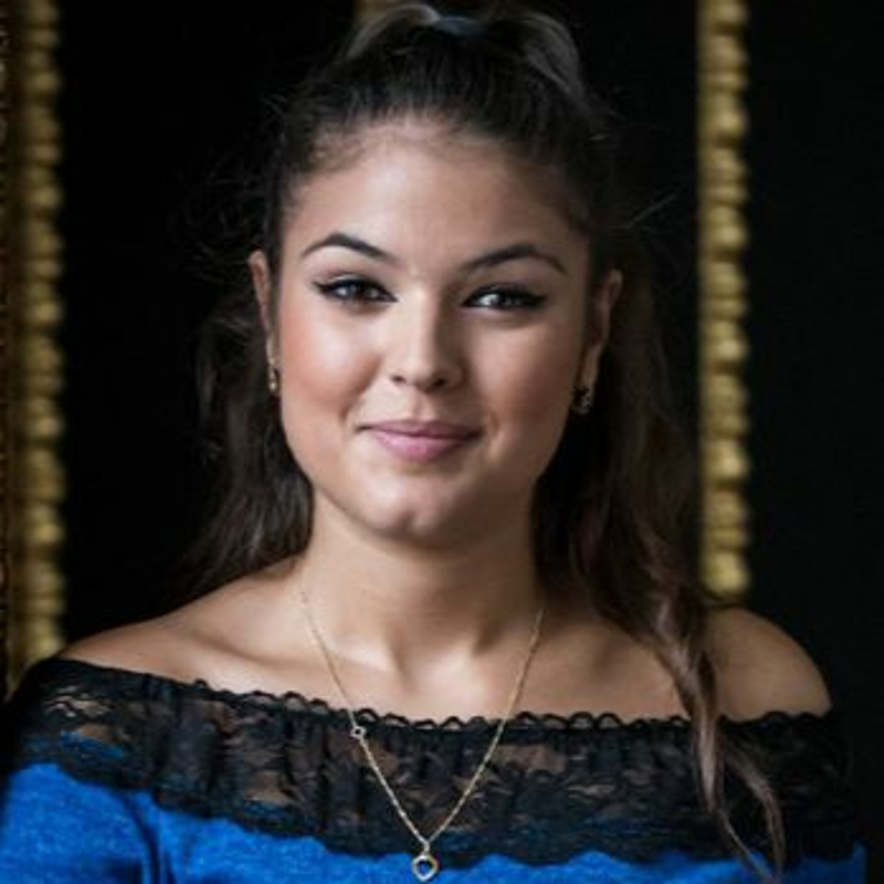 Obrázek epizody Desetiminutovka Plus: "Vzdělání je důležité, hodně usnadní život," říká studentka Adéla Cinnová