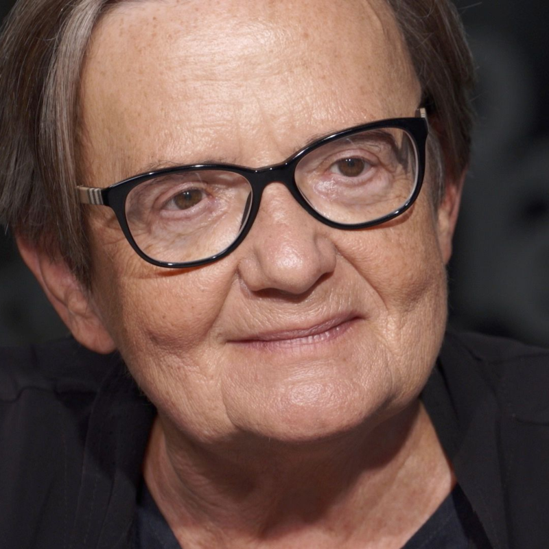 Obrázek epizody Hollandová: Boj se smrtí fascinuje. Každý má temné stránky. Šarlatán léčil i nacisty