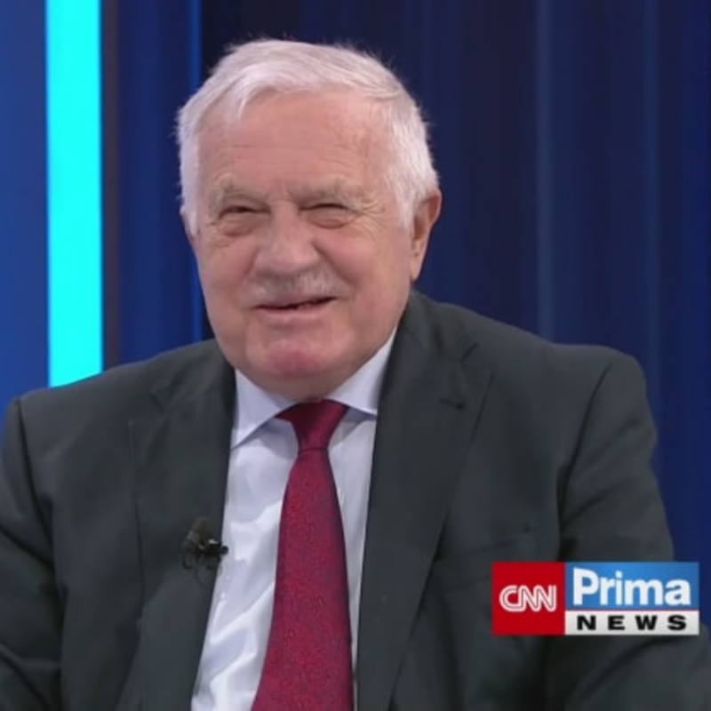 Obrázek epizody VIDEO: Lidé, kteří odmítají očkování, jsou lehce dementní, tvrdí Zeman. Co na to Klaus?