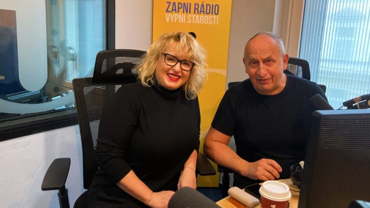 Obrázek epizody Kraus a blondýna: Rafinovaný trend, jak se zbavit aut je, že omezíte jejich možnosti. Cyklostezky, zahrádky nebo dětské hřiště