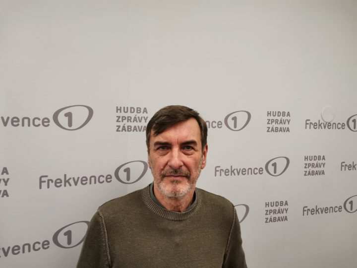 Obrázek epizody Miroslav Melota: Největším problémem jsou dluhové pasti. Je nutné půjčky zarazit a vyhledat odbornou pomoc