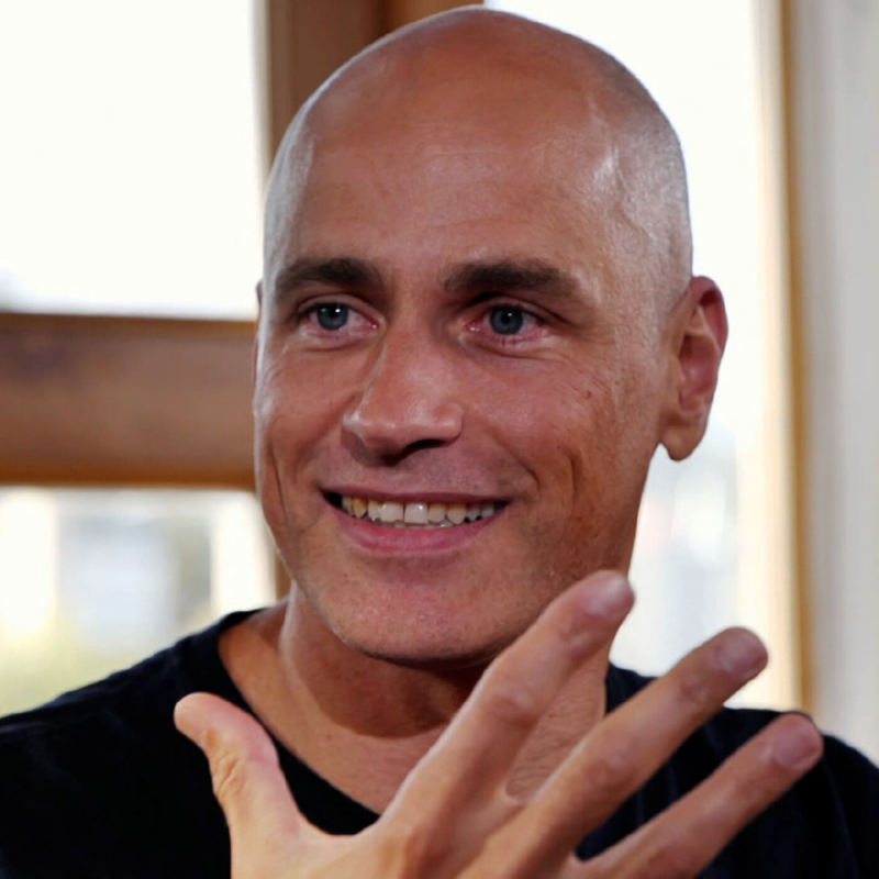 Obrázek epizody JURAJ KARPIŠ: "Ekonomická krize neskončila, jen ji odkládáme."