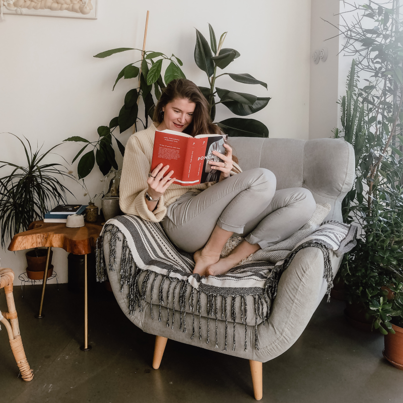 Obrázek epizody #POBLIZKNIHAM | Podbrdské ženy od Jany Poncarové