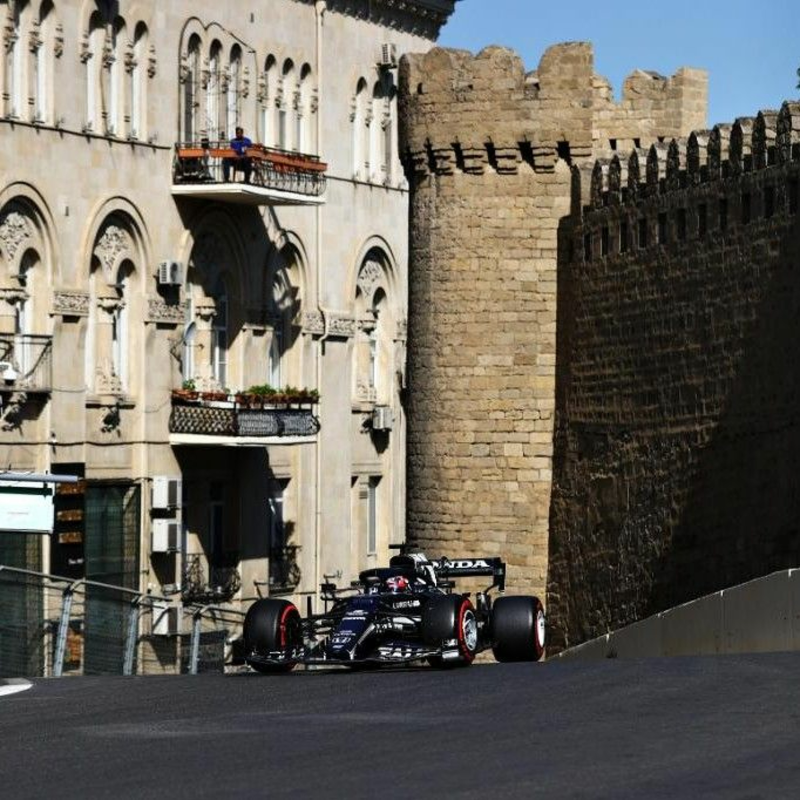 Obrázek epizody Tréninkový InstaPokec z Baku: Mercedes v krizi