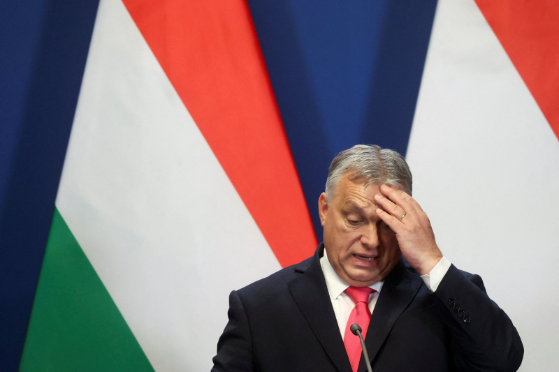 Obrázek epizody Na rezoluci europoslanců může Orbán ukazovat dlouhý nos