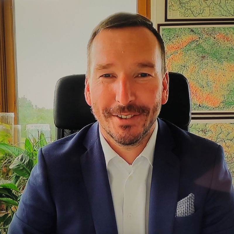 Obrázek epizody Politolog o „totálním selhání“ vlády: Má se starat i o „našince“. A co přinese české předsednictví?