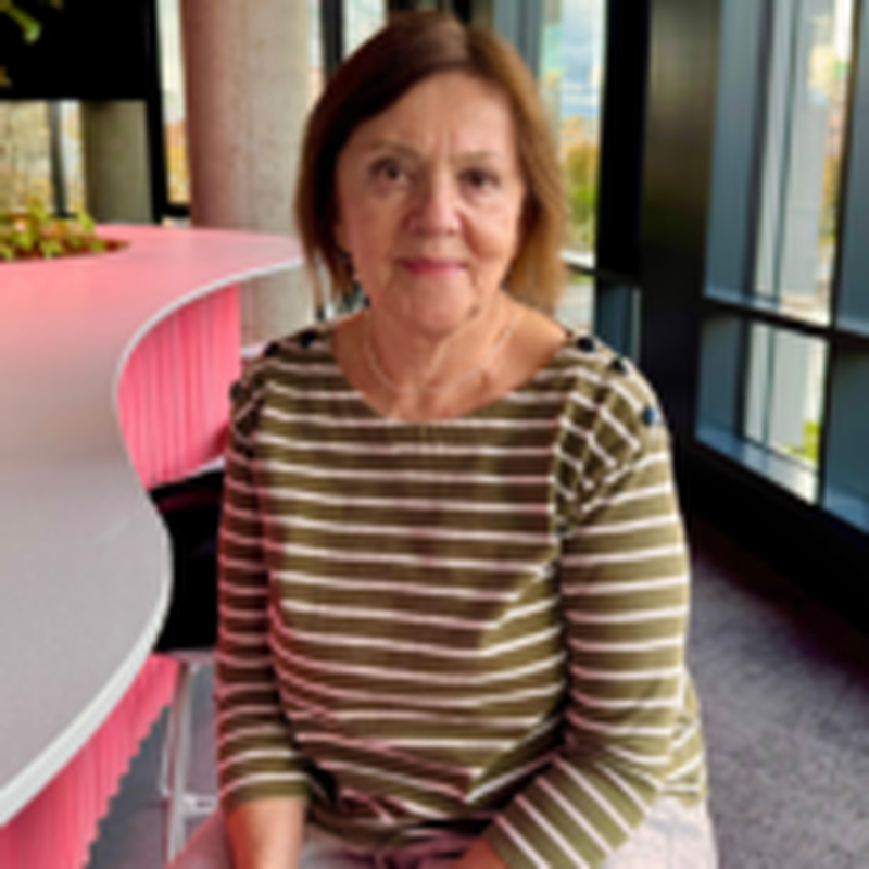 Obrázek epizody Lenka Termerová: Lenka Termerová: Jakmile se moje dcera Martha Issová objeví na jevišti, projeví se u ní moje herecké geny