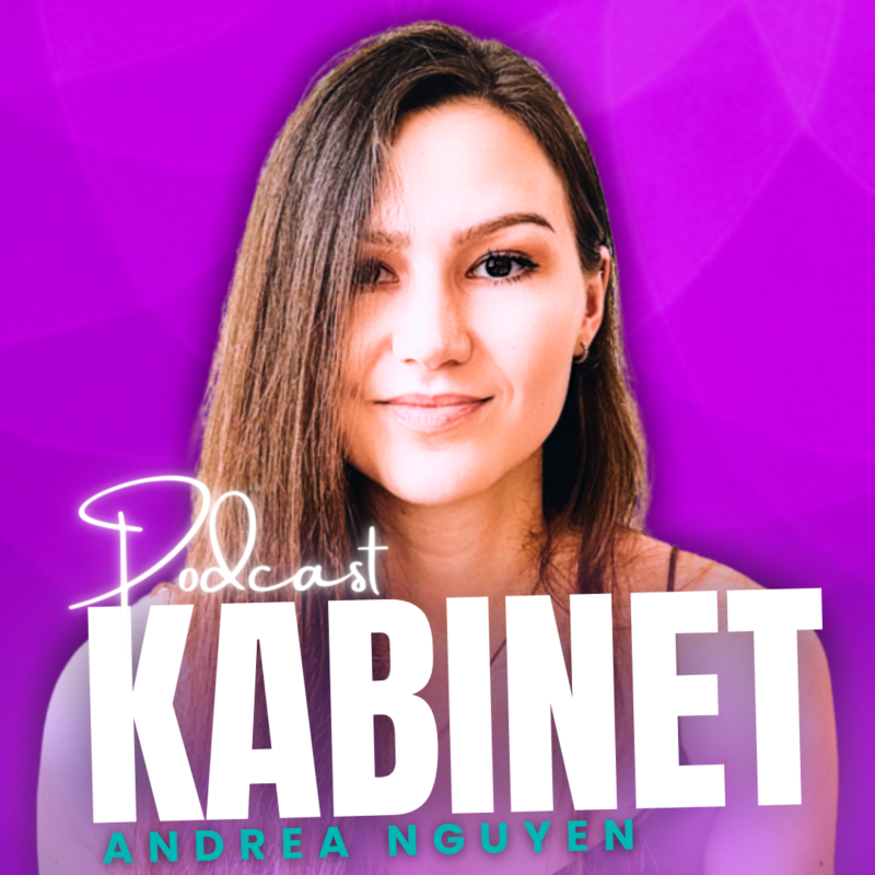 Obrázek epizody THERESA BLUEBERRY - Měla jsem poruchu příjmu potravy během školy a vyrůstala jsem s tátou