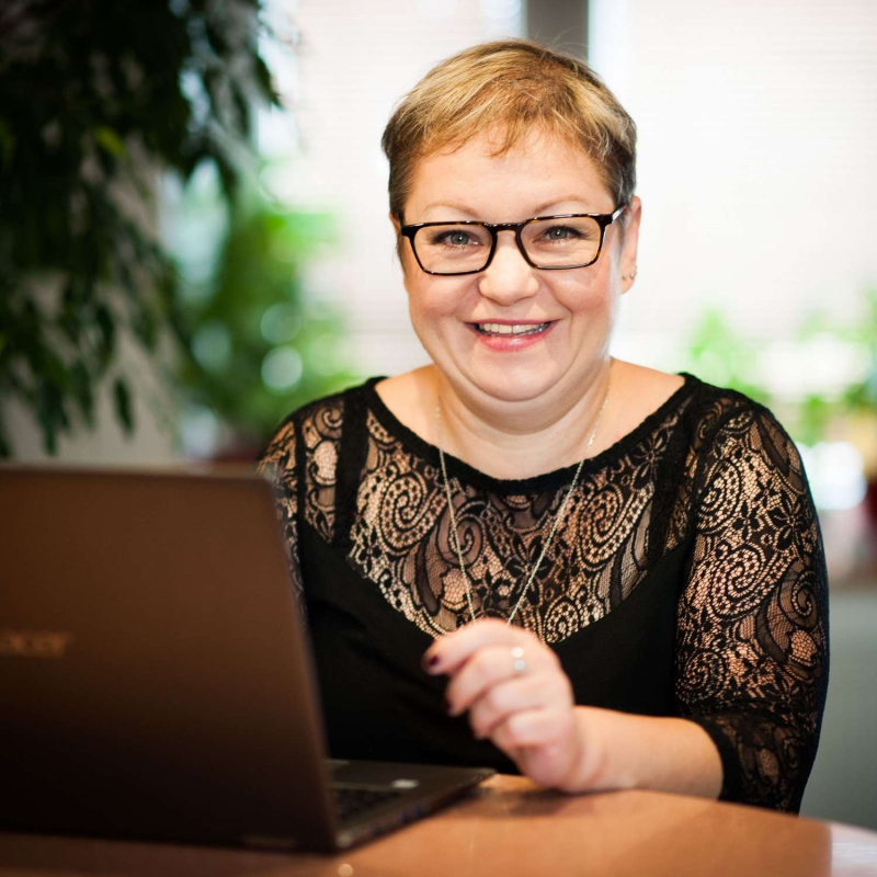 Obrázek epizody Marketingová čarodějnice je jen jedna, s Madlou Čevelovou