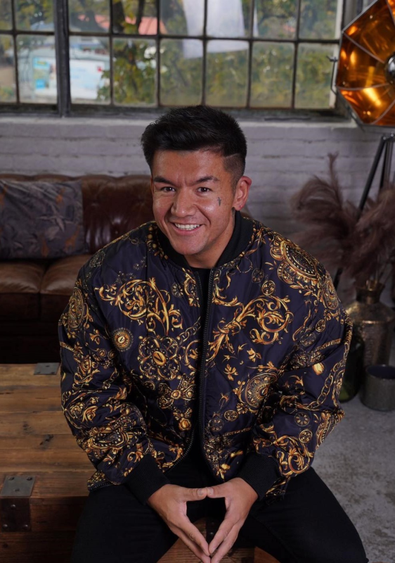 Obrázek epizody Raego: „Nenáviděl jsem svůj život, ale nikdy jsem se nevzdal. Teď žiju svůj sen.“