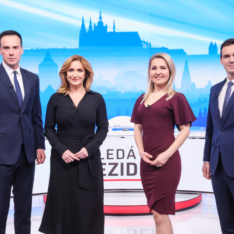 Obrázek epizody Finále boje o Hrad: Komentáře, analýzy a postřehy z volebních štábů před uzavřením volebních místností