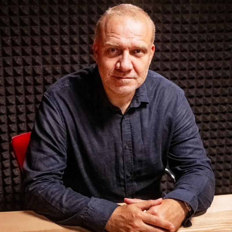 Obrázek epizody M. Kavka: „Jo, lidi lžou pořád. Pořád nám lidi lžou. Hlavně u vyšetřování požárů.“