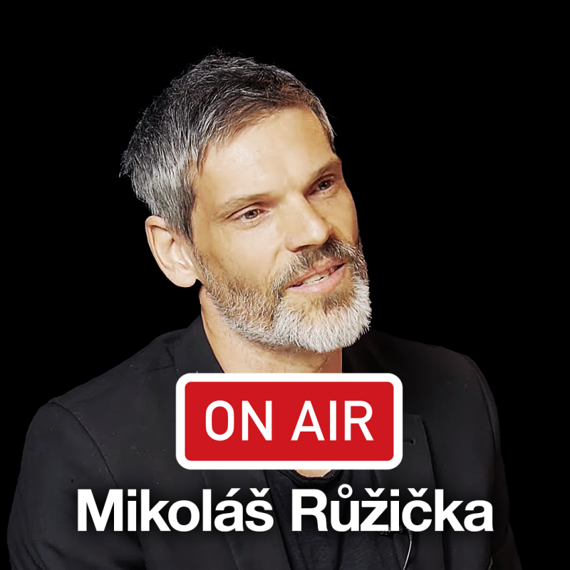 Obrázek epizody Mikoláš Růžička (Piano, Republic Of Two) ON AIR: „Dobrý popový zpěvák je pro mě někdo jako Beck."