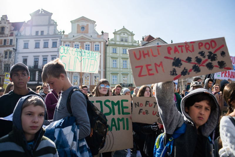 Obrázek epizody Peněz je dost, ale politikům chybí vůle řešit klimatické otázky