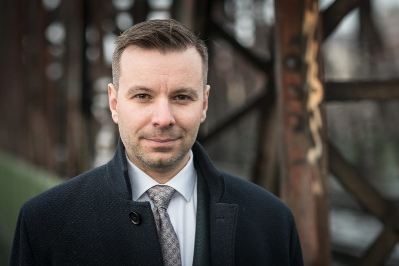 Po dlouhé době nemáme vládu, která je populistická a kterou vede osoba v gigantickém konfliktu zájmů, říká europoslanec Marcel Kolaja /Piráti/