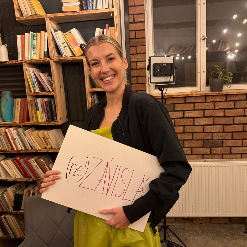 Obrázek epizody 90.díl (ne!)ZÁVISLÁ: Modelka Jitka Nováčková o bodyshamingu, partnerské terapii a nespavosti