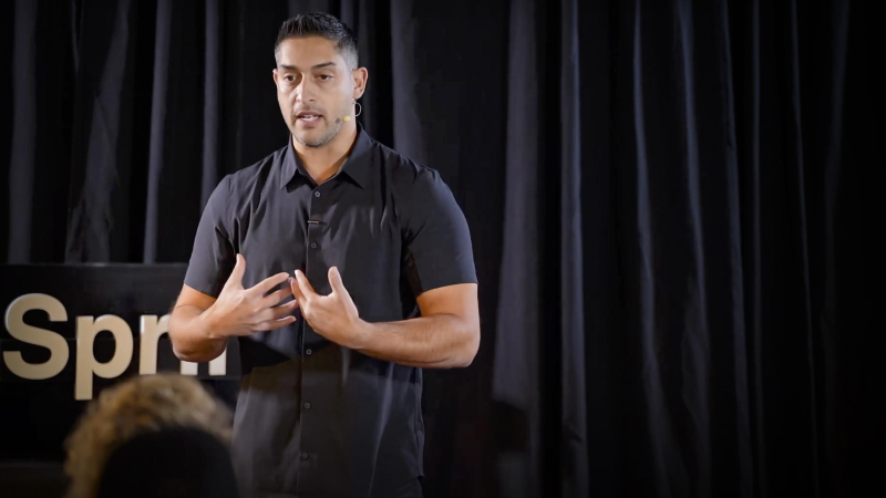 Obrázek epizody Networking doesn't have to feel gross | Daniel Hallak