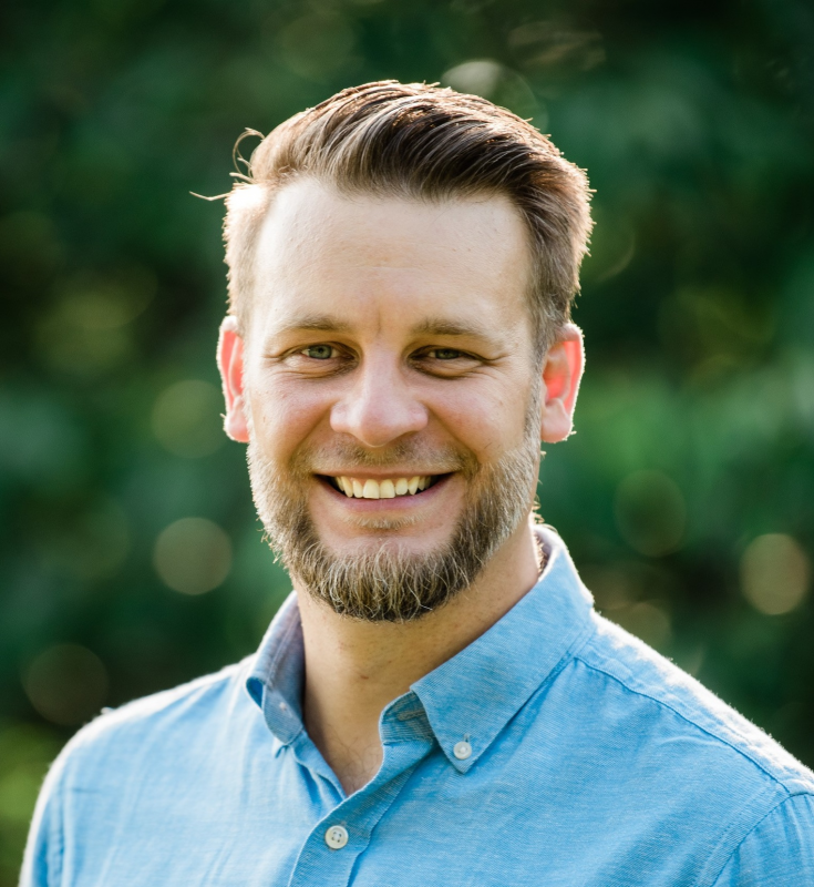 Obrázek epizody Století 21 #53 - Jakub Chýlek - "Myslím si, že polovina úspěchu je ve výběru. Být s někým s kým jsem kompatibilní. Mít společný základ, společné hodnoty je pro mě důležité..." říká vrcholový manažer, podnikatel a člověk, jenž se věnuje motivaci lidí a roz