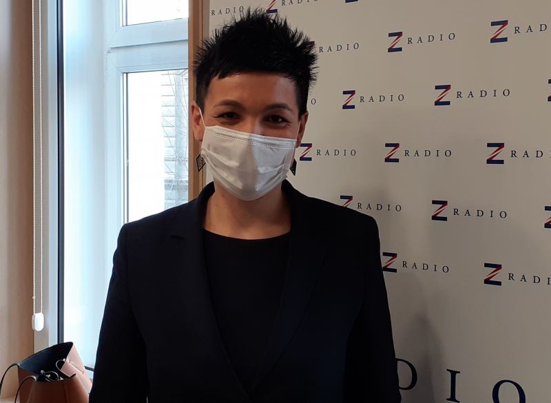 Obrázek epizody Dnes spouštíme testovací provoz očkovacího centra v Kongresovém centru. Jsme rádi, že to místo u nás vzniklo v době, kdy nemůžeme pořádat kongresy a hromadné akce, říká ředitelka Kongresového centra Lenka Žlebková