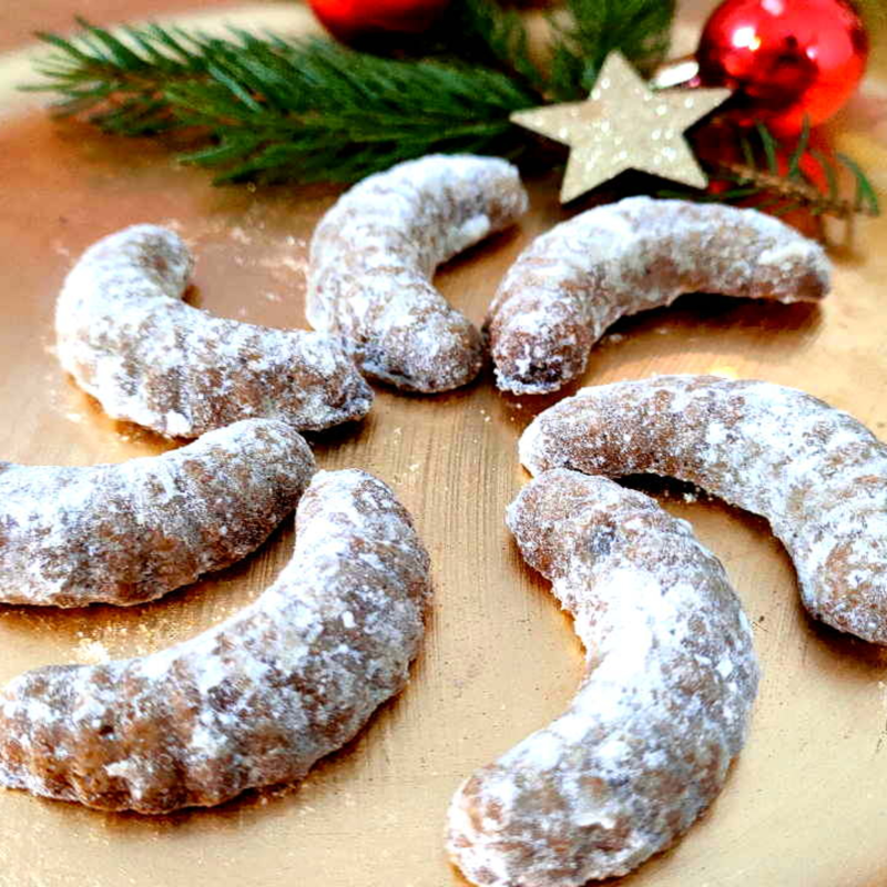 Obrázek epizody Vanilkové rohlíčky, které se rozplynou na jazyku, ale nikdy se nezlomí