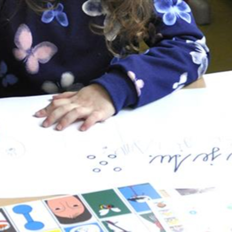 Obrázek epizody Zápisy do prvních ročníků základních škol budou letos v distanční podobě.