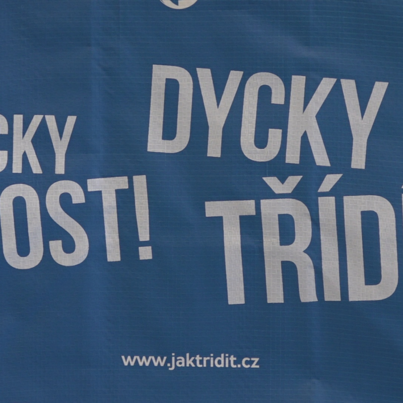 Obrázek epizody Mostečané mohou nově zdarma získat od města sadu tašek na tříděný odpad.