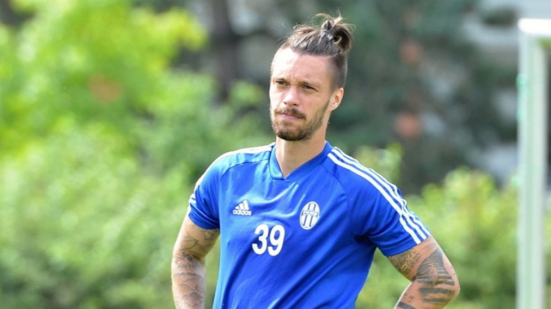 Obrázek epizody Václav Kadlec stojí po vleklých zraněních na prahu druhé kariéry