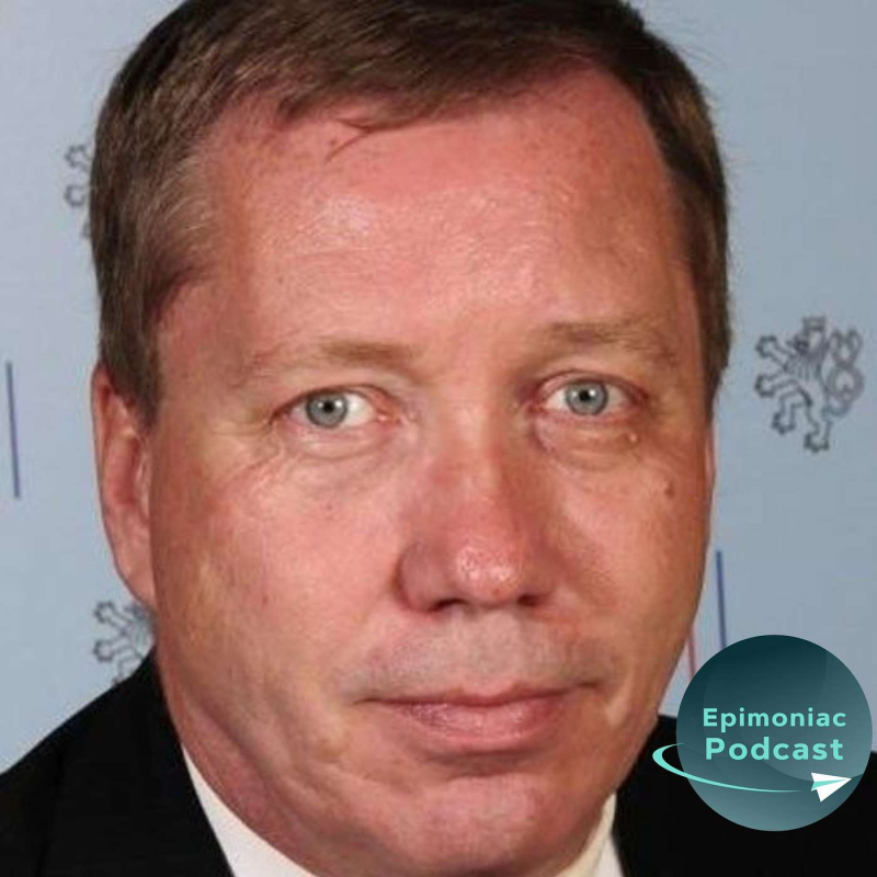 Obrázek epizody #76 Kterak geofyzik k diplomacii cestu našel.“ O krajanech, roli zastupitelských úřadů a cestování slovy velvyslance ČR v Íránu Josefa Rychtára