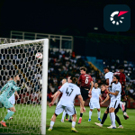 Obrázek epizody Dva rozdílné světy Sparty. Ze standardek umí hrozit i v Evropě, ale také schytává těžké rány