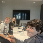 Obrázek epizody „Říkali mi, že jsem se zbláznila. Já jsem ale našla cestu, jak dětem otevřít svět hudby.“ S Nadačním fondem Harmonie o spojení hudby a dětí ze sociálně slabého prostředí.