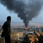 Obrázek epizody Íránský režim není jako dům z karet. Útoky spojily Iránce a podněcují touhu po jaderné zbrani