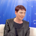 Obrázek epizody Kristýna Freiová, Kristýna píše své romány v napojení