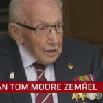 Obrázek epizody Zemřel kapitán sir Tom Moore