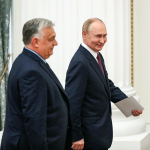 Obrázek epizody Orbán si cestou za Putinem dělá kampaň, ale nahrává tím maďarské opozici