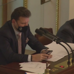 Obrázek epizody Znají poslanci opatření?