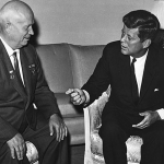 Obrázek epizody 30. srpna: Den, kdy byla spuštěna horká linka Moskva–Washington