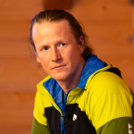 Obrázek epizody „Létali jsme v podmínkách, kdy i ptáci chodí pěšky,“ říká extrémní paraglidista Juraj Koreň.