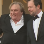 Obrázek epizody GÉRARD DEPARDIEU OBVINĚN ZE SEXUÁLNÍHO OBTĚŽOVÁNÍ