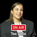 Obrázek epizody Tea Sofia ON AIR: „Při učení se hudební produkci jsem pár let probrečela.“