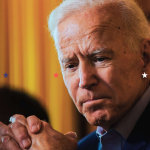 Obrázek epizody Biden končí kandidaturu. Co se bude dít teď?