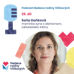 Obrázek epizody "Pomáhám stejně nemocným dětem, jako je můj syn, cítit se normálně," říká maminka chlapečka s albinismem