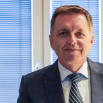 Obrázek epizody Peter Kažimír - Som za väčšiu podporu pre umelcov a športovcov