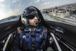 Obrázek epizody Petr Kopfstein – český akrobatický a závodní letecký pilot a jeden ze dvou Čechů, kteří se účastnili elitní letecké série Red Bull Air Race