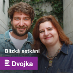 Obrázek epizody Blízká setkání: Režisérka Kirchnerová nechtěla natočit detektivku. Proč příběh Monyové vyprávěla jinak?