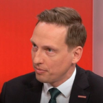 Obrázek epizody Kuloáry | Karel Dvořák (STAN): Oběti násilí českým soudům nevěří, snaží se to zlepšit lex Anička | 2. 4. 2025